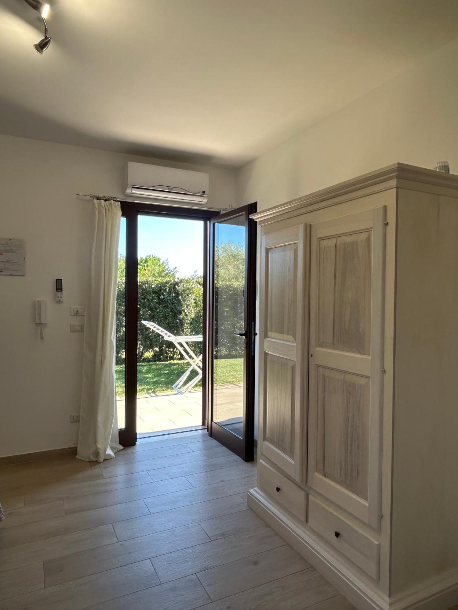 Paluna Otranto Buitenkant foto